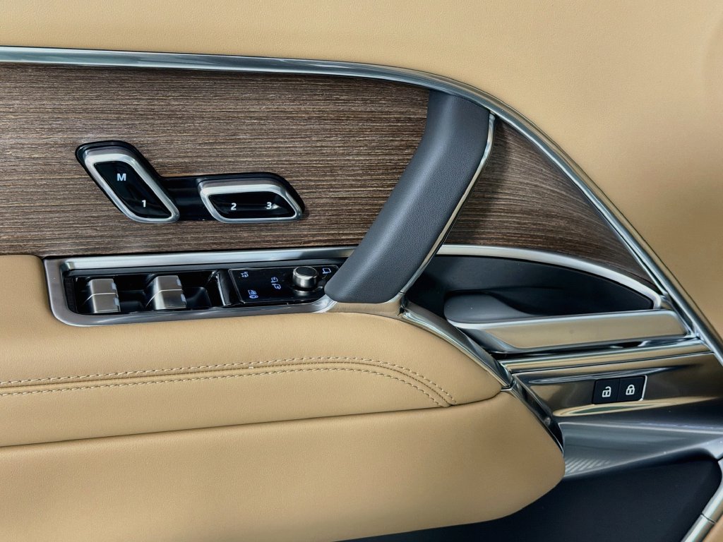 New 2027 Land Rover Range Rover SE AWD/4WD image 18