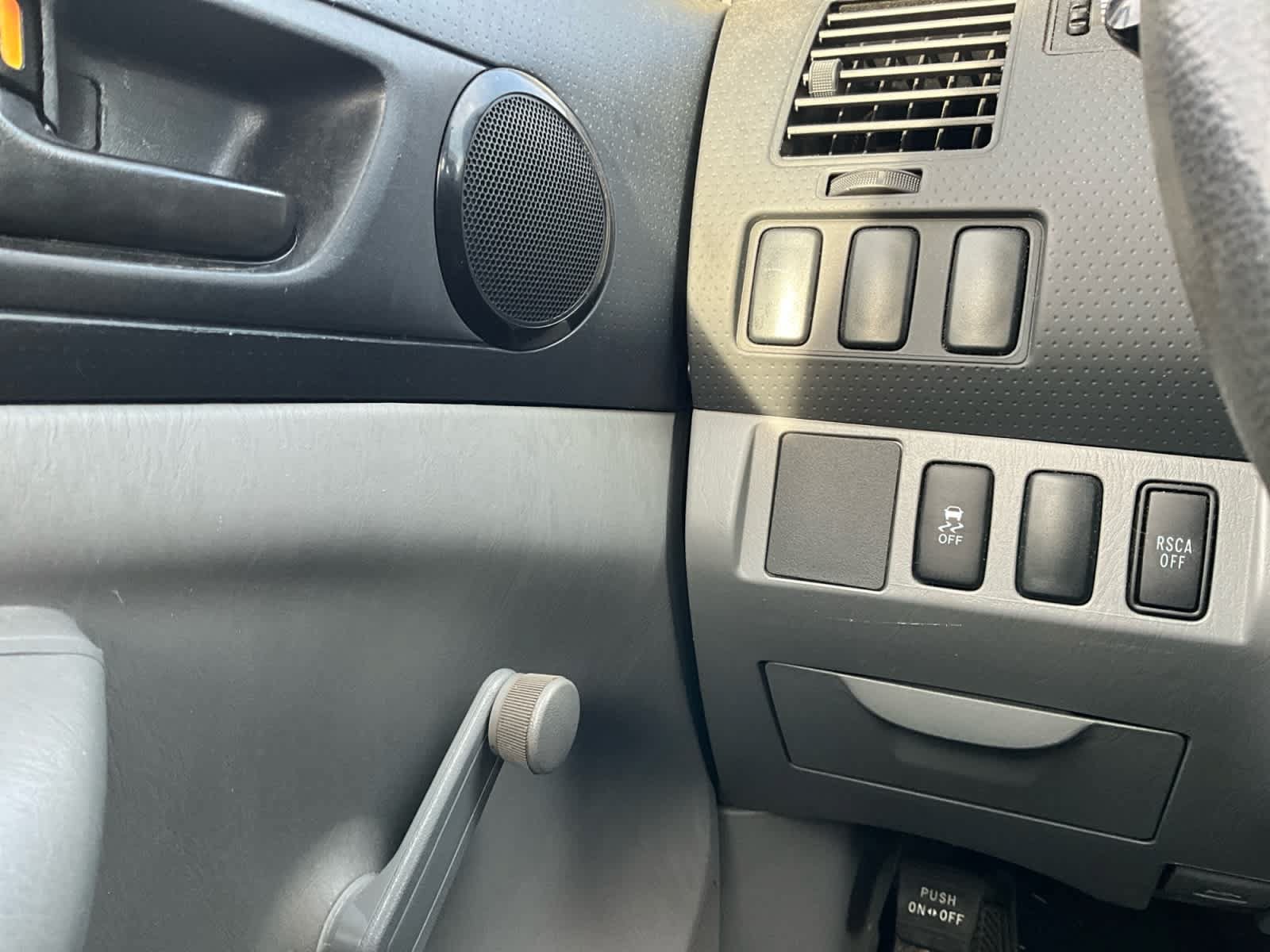 Used 2012 Toyota Tacoma 4x4 Regular Cab image 13