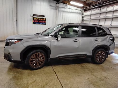 Used 2025 Subaru Forester Sport image 5