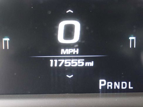 Used 2018 GMC Yukon Denali w/ Denali Ultimate Package image 11