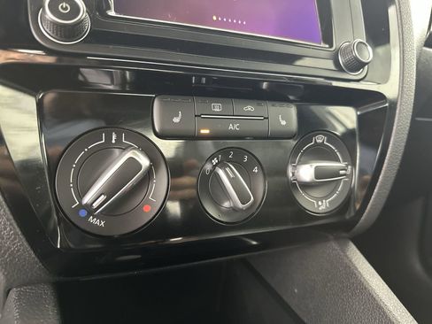 Used 2018 Volkswagen Jetta Sport image 23