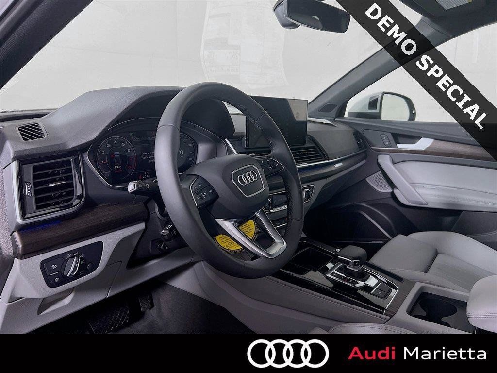New 2025 Audi Q5 2.0T Premium Plus AWD/4WD image 10