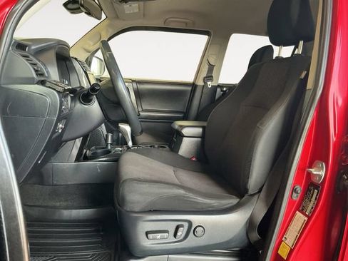 Used 2021 Toyota 4Runner TRD Off-Road AWD/4WD image 11