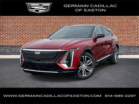 New 2025 Cadillac Lyriq Luxury image 1