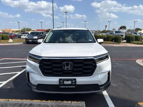 Used 2024 Honda Pilot EX-L image 3