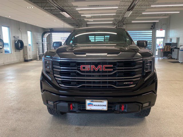 Used 2024 GMC Sierra 1500 AT4 w/ Technology Package AWD/4WD image 2