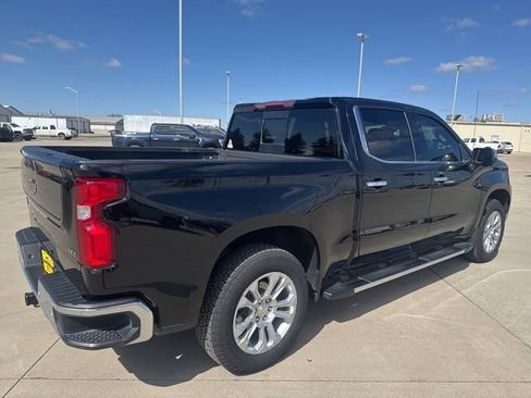Used 2022 Chevrolet Silverado 1500 LTZ AWD/4WD image 7