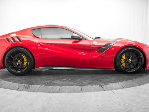 Used 2017 Ferrari F12tdf RWD image 2