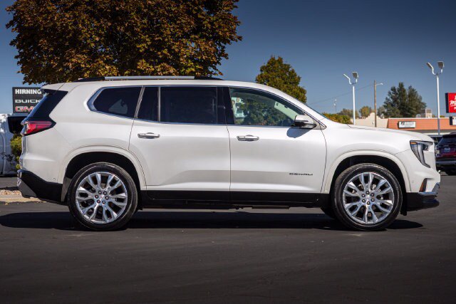 Used 2024 GMC Acadia Denali w/ Super Cruise Package AWD/4WD image 5