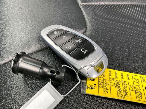 Used 2023 Hyundai Santa Fe XRT image 11