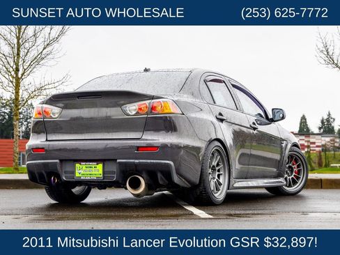 Used 2011 Mitsubishi Lancer Evolution GSR AWD/4WD image 30