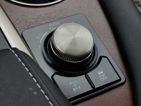 Used 2021 Lexus RX 350L Premium image 25