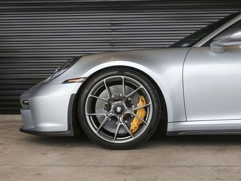 Certified 2022 Porsche 911 GT3 RWD image 10