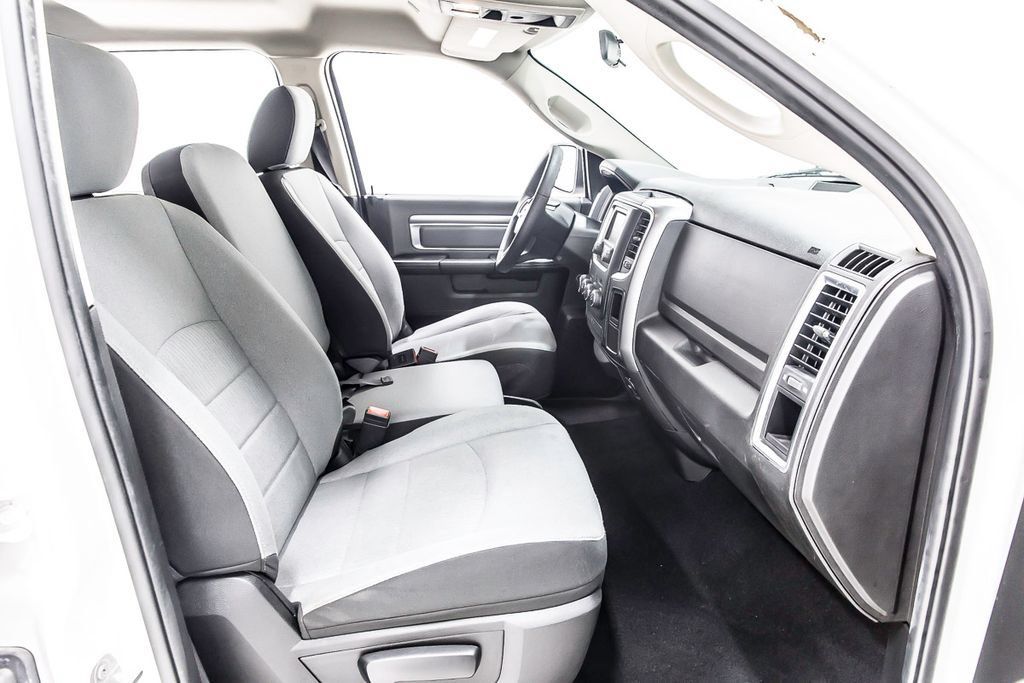 Used 2022 RAM 1500 Classic SLT RWD image 32