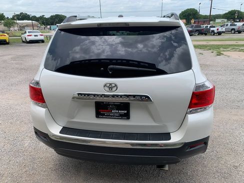 Used 2011 Toyota Highlander Limited FWD image 8