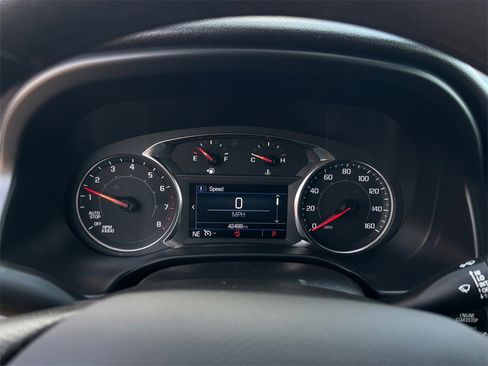 Used 2023 GMC Acadia SLE w/ Driver Convenience Package image 11