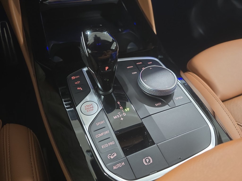 Certified 2023 BMW X4 M40i AWD/4WD image 18