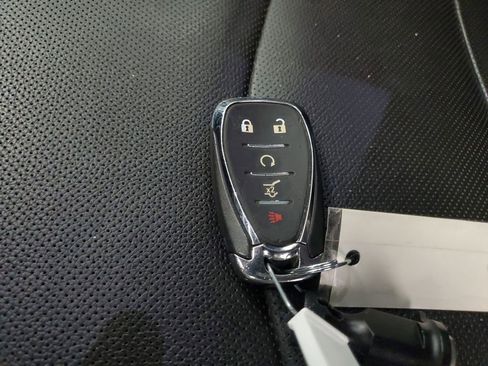 Used 2020 Chevrolet Equinox LT w/ Sport Edition image 26