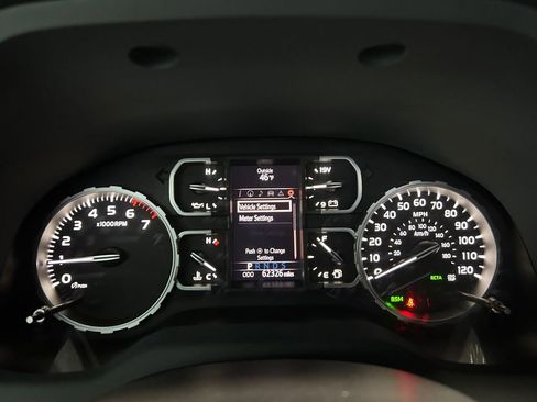 Used 2019 Toyota Tundra Limited w/ Limited Premium Package image 16