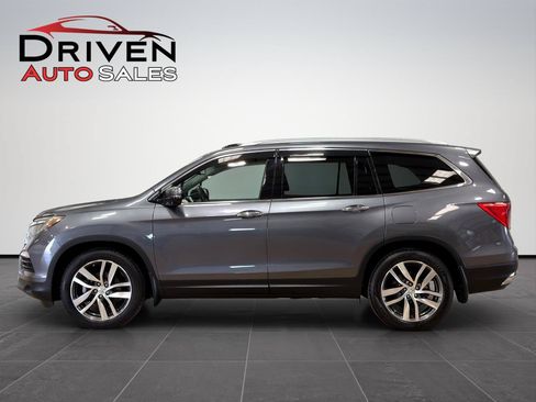 Used 2016 Honda Pilot Touring image 1