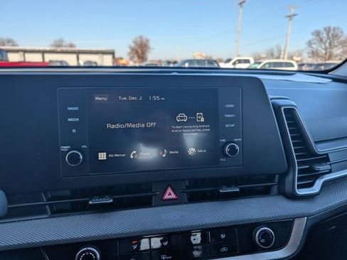 Used 2023 Kia Sportage LX image 15