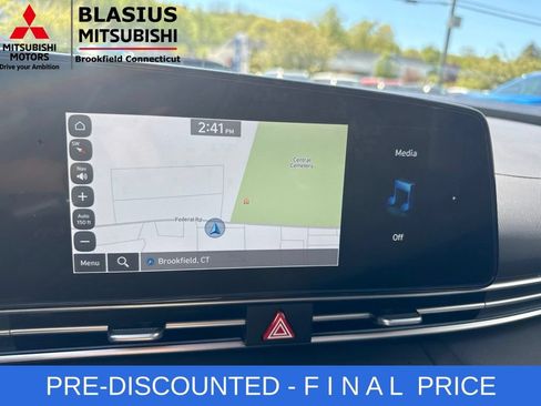 Used 2024 Hyundai Elantra SEL w/ Convenience Package FWD image 33