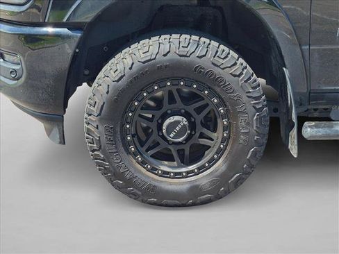 Used 2022 RAM 2500 Laramie AWD/4WD image 9