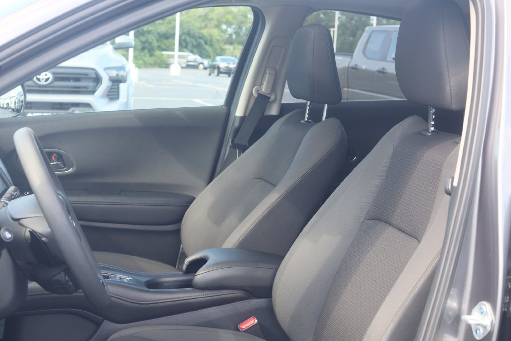 Used 2021 Honda HR-V EX image 23