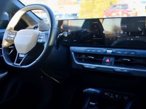 Used 2025 Kia K4 GT-Line w/ GT-Line Premium Package image 36