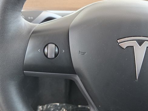 Used 2023 Tesla Model 3 Standard Range RWD image 26