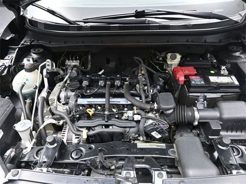 Used 2019 Nissan Kicks SV image 31