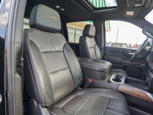 Used 2021 Chevrolet Silverado 3500 High Country image 34