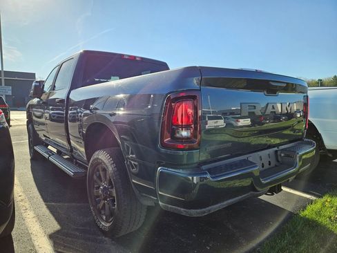 Used 2025 RAM 2500 Big Horn AWD/4WD image 8
