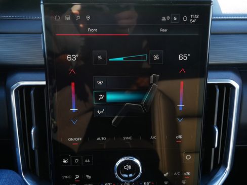New 2026 GMC Acadia Elevation w/ Elevation Premium Package AWD/4WD image 8
