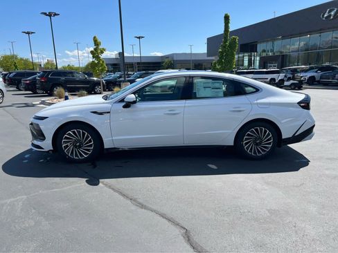 New 2026 Hyundai Sonata Limited FWD image 12