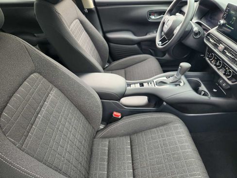 Certified 2026 Honda HR-V LX image 13