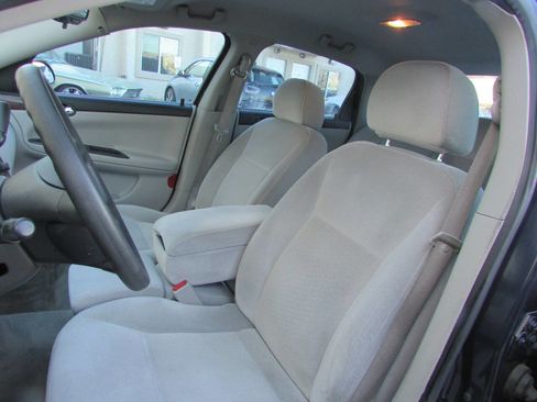 Used 2008 Chevrolet Impala LS FWD image 12