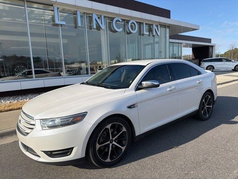 Used 2015 Ford Taurus Limited w/ Equipment Group 301A image 1