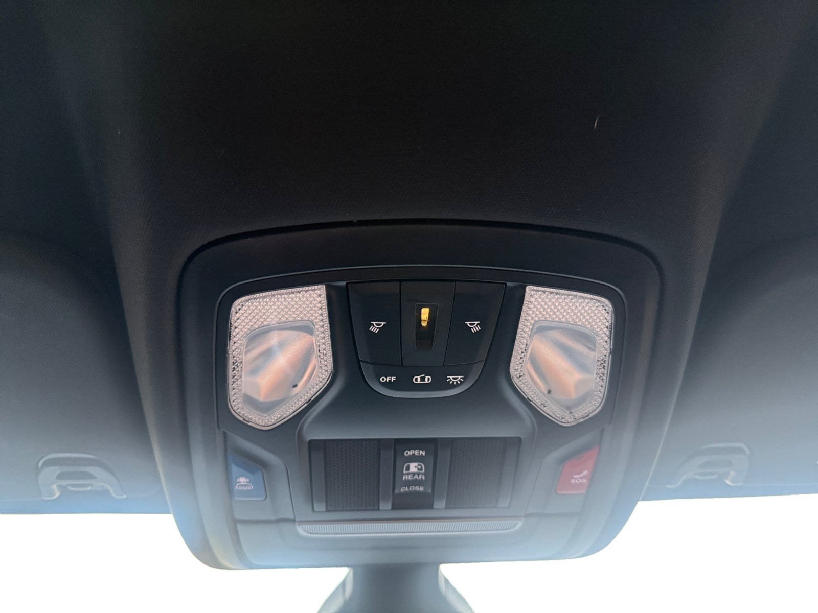 Used 2021 RAM 1500 Big Horn AWD/4WD image 14