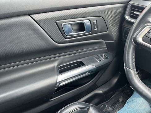 Used 2024 Ford Mustang Premium image 20