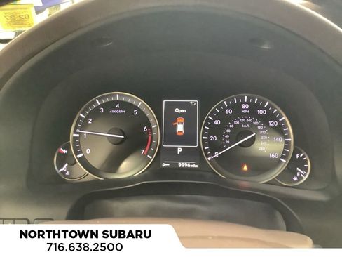 Used 2018 Lexus ES 350 w/ Luxury Package w/Wood Trim image 16