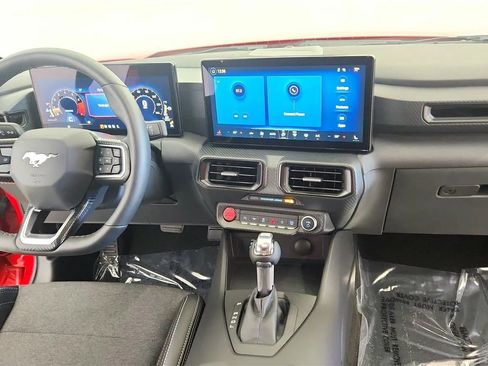 Used 2025 Ford Mustang Coupe RWD image 36