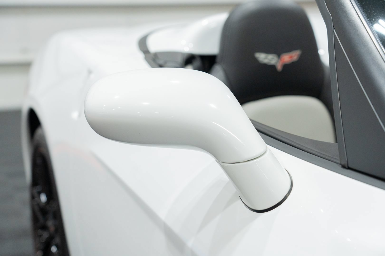 Used 2008 Chevrolet Corvette Convertible w/ Preferred Equipment Group RWD image 13