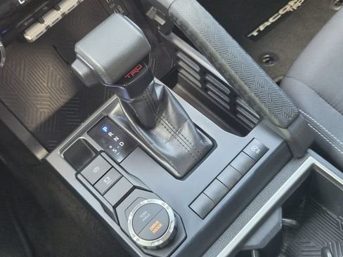 Used 2024 Toyota Tacoma TRD Sport RWD image 18