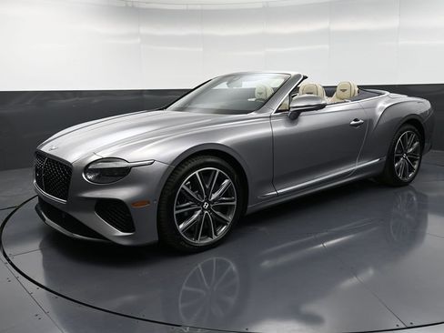 New 2026 Bentley Continental GTC image 32