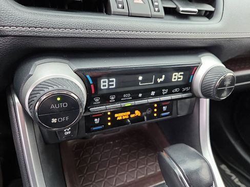 Certified 2019 Toyota RAV4 Limited w/ Cold Weather Package image 18