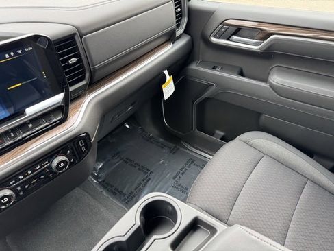 New 2026 Chevrolet Silverado 1500 LT image 21