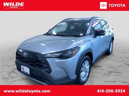 Certified 2026 Toyota Corolla Cross LE FWD image 1