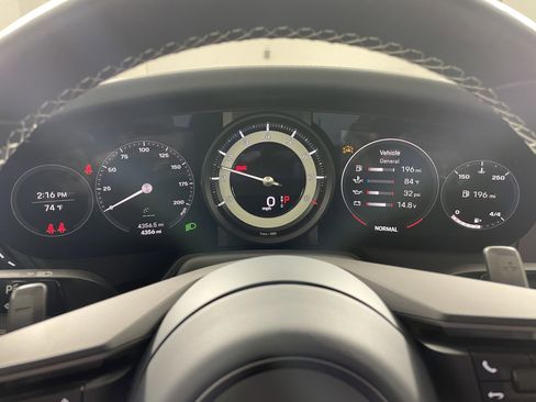 Used 2024 Porsche 911 Targa 4S image 18