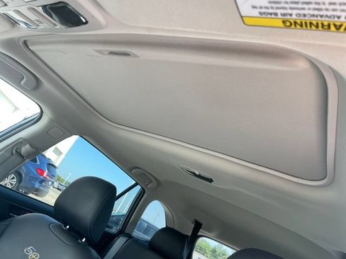 Used 2018 Subaru Outback 2.5i Limited w/ 50th Anniversary Edition AWD/4WD image 22